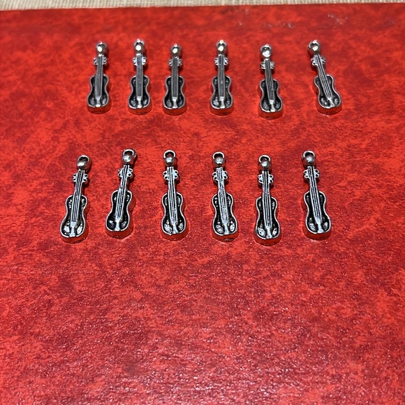 New never used 100 metal charms - Picture 3 of 9